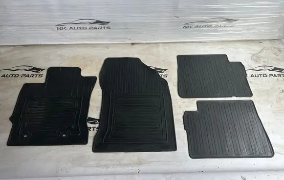 Toyota Auris E180 Car floor mat set PZ49LE0353RJ 58510YYV10 PZ49LE0355RJ