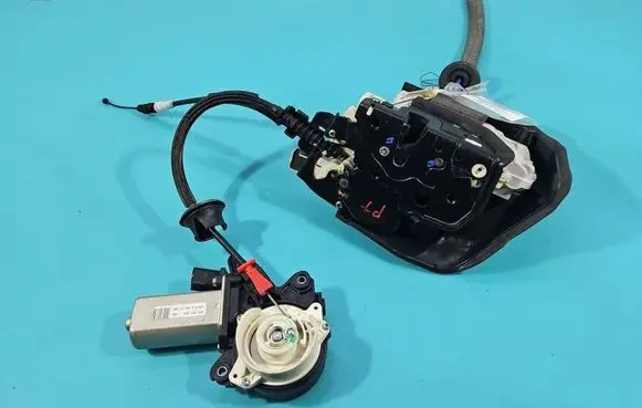 Audi A8 S8 D4 4H Rear door lock 4F0837060 IMPRK1577010