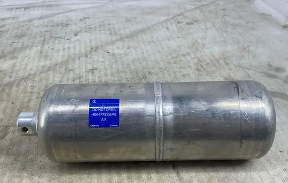 Volvo XC90 Air suspension tank/reservoir 31360726