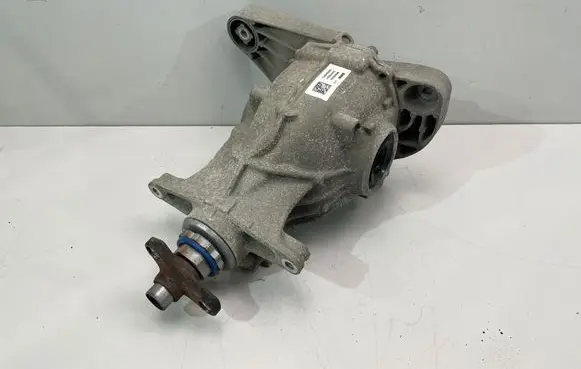 BMW 5 G30 G31 G38 Rear differential 8686205