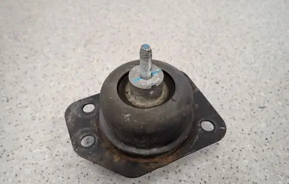 Chevrolet Lacetti Engine mount vacuum valve 