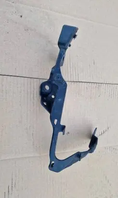 Honda Jazz Headlight/headlamp mounting bracket 71140-T5R-A00