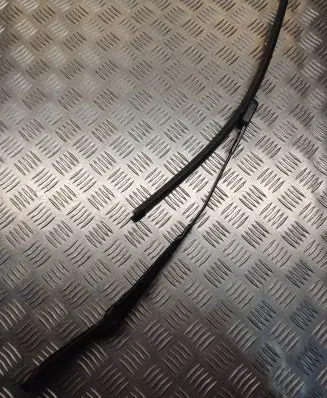 Seat Ibiza III (6L) Front wiper blade arm 6L1955409E