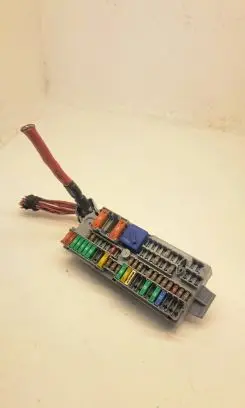 BMW 7 G11 G12 Fuse module 935031301