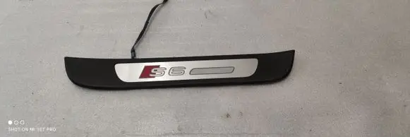 Audi A6 S6 C7 4G Rear sill trim cover 4G0947424