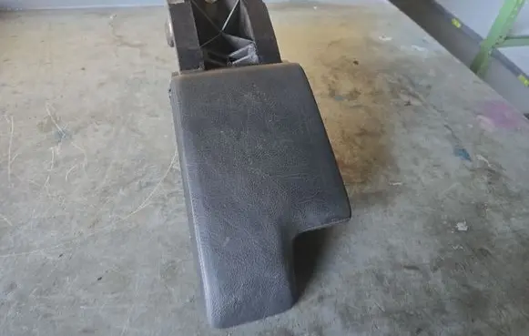 BMW 3 E46 Armrest 51168213678