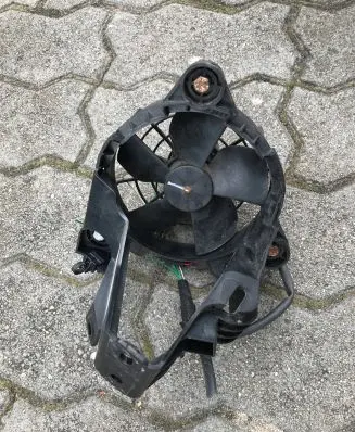 Smart ForFour II W453 Electric radiator cooling fan A4539062201