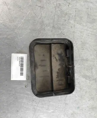 Tesla Model S Quarter panel pressure vent 2F2AB280B62AB