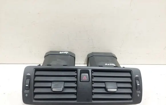Volvo V50 Dash center air vent grill 39863758 22112010