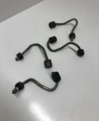 BMW 1 E81 E87 Fuel injector supply line/pipe 
