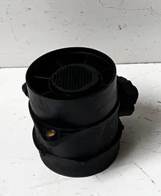 Mercedes-Benz C AMG W204 Mass air flow meter 0281002535