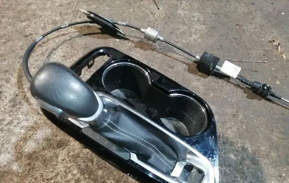Buick Encore GX I Gear shifter/selector 60003332 13534324 60004810