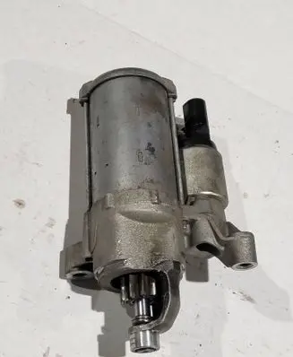 Audi A4 S4 B9 Starter motor 04L911021 28102014 0001174404