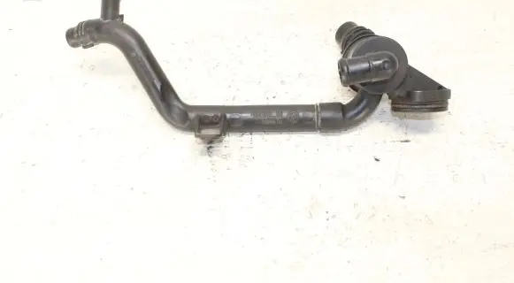 Audi Q5 SQ5 Engine coolant pipe/hose 03L121065K