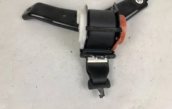 Subaru Outback Middle seatbelt (rear) 71412121J
