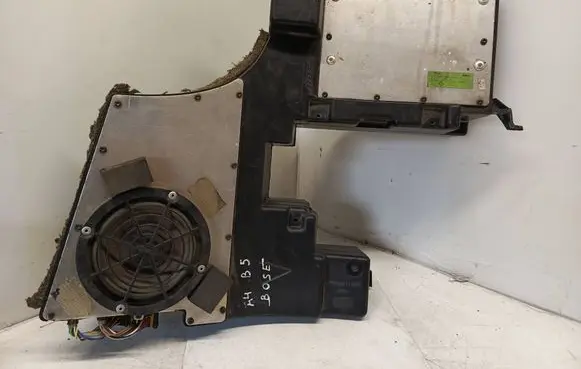 Audi A4 S4 B5 8D Sound amplifier 8D9035381B