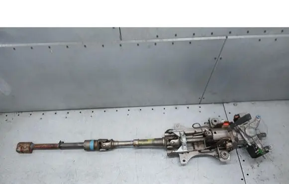 Ford Focus Steering wheel column trim