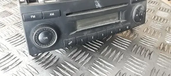Mercedes-Benz Sprinter W906 Radio/CD/DVD/GPS head unit A9068200886