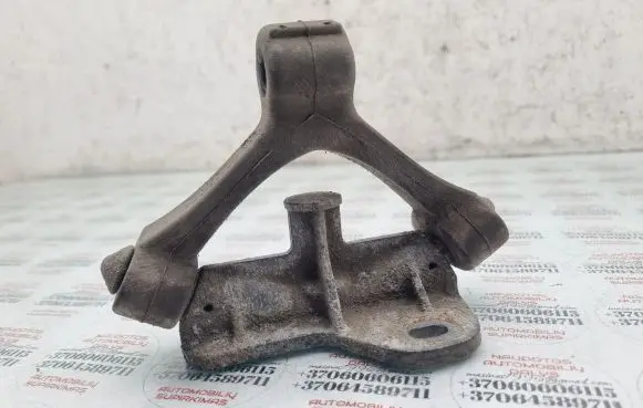 Audi A4 S4 B6 8E 8H Muffler mount bracket/holder 4B0253663F 8E0253147