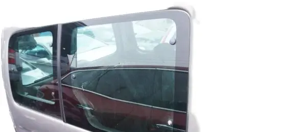 Citroen Berlingo Sliding door window/glass 