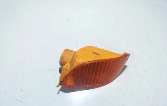 Ford Focus Front indicator light xs4113369a xs41-13369-a