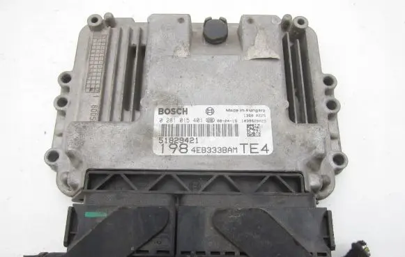 Fiat Bravo Engine control unit/module 51829421