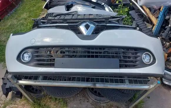 Renault Clio IV Front bumper 620221112R