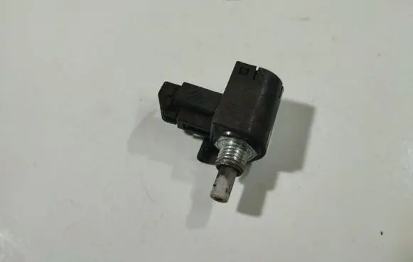 Toyota Corolla Verso AR10 Brake pedal sensor switch 