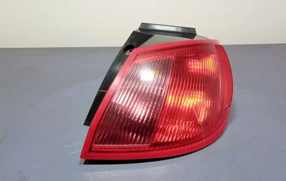 Mitsubishi Colt Rear/tail lights MR957366