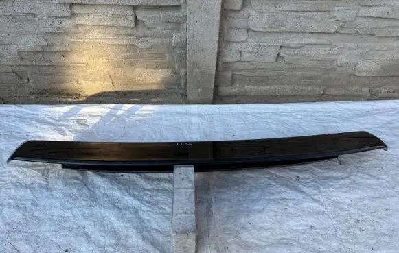 Audi TT TTS Mk2 Rear window tailgate spoiler 8j0