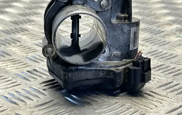 Nissan X-Trail T31 Throttle valve 8200987453 H8200727648 017205521
