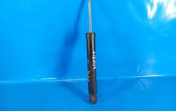 Nissan Sentra B17 Front shock absorber/damper E62103SH0C