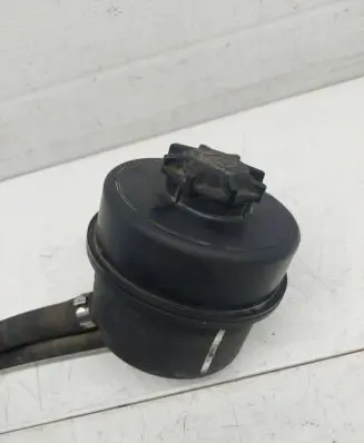 Iveco Daily 4th gen Power steering fluid tank/reservoir PA66GF25