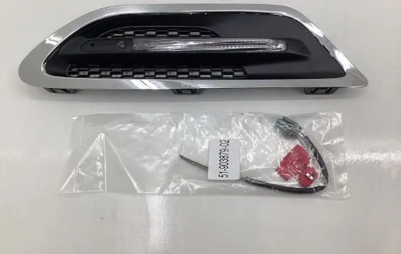 BMW 5 F10 F11 Front fender indicator light 1225478