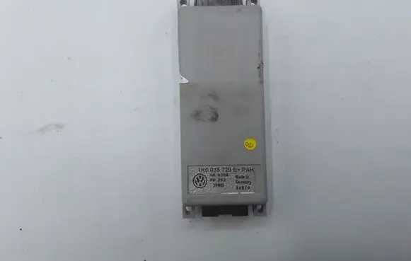 Volkswagen Golf V Phone control unit/module 1K0035729E