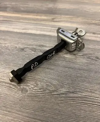 Toyota C-HR I Front door check strap stopper 