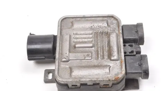 Volvo V60 Coolant fan relay 940.0138.02