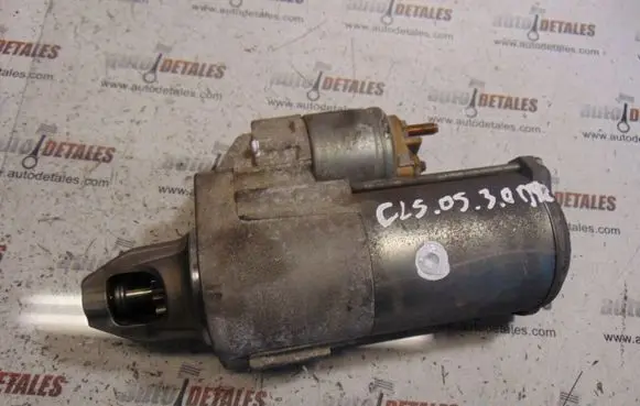 Mercedes-Benz CLS C219 Starter motor A0051518901