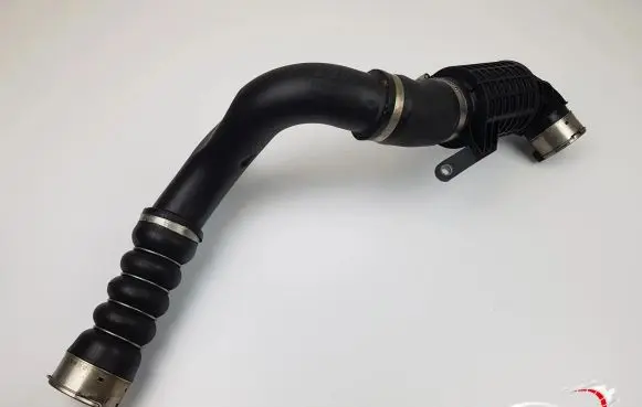 BMW X1 F48 F49 Intercooler hose/pipe 8577233