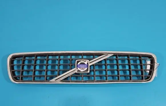 Volvo V50 Front bumper upper radiator grill 08620116 IMPRK1582012