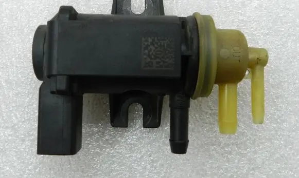 Volkswagen Golf VI Valve vacuum 1K0906627B
