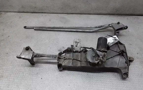 Chevrolet Captiva Front wiper linkage and motor