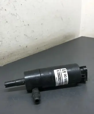 Opel Signum Windscreen/windshield washer pump 90508709