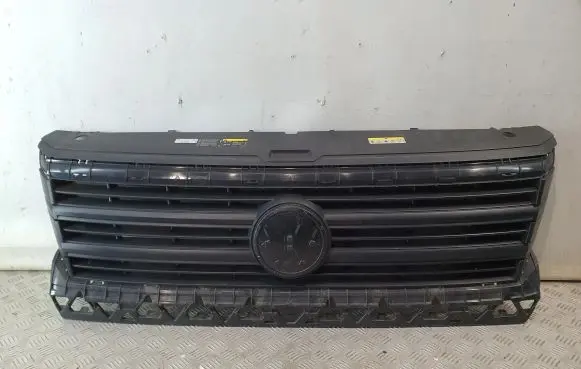 Volkswagen Crafter Front bumper upper radiator grill 7C0853653J