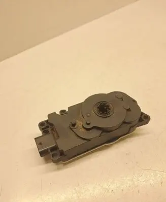 BMW 5 G30 G31 G38 Radiator active air flap actuator 9881645 22025P03184