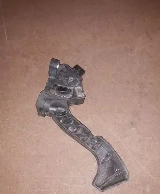 Toyota Corolla E160 E170 Accelerator throttle pedal 781100W040
