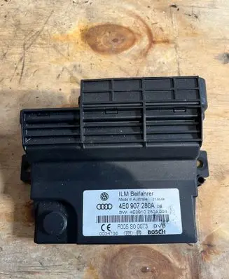 Audi A8 S8 D3 4E Other control units/modules 4E0907280A F005S00073