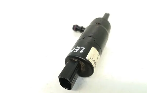BMW 3 E46 Headlight washer pump 8377430 8737743001