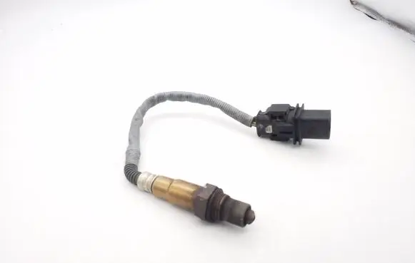 BMW 5 E60 E61 Lambda probe sensor 7537984 753798402 0258017038