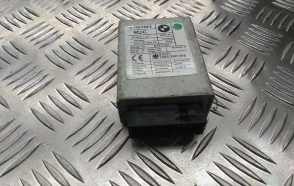 BMW 3 E46 Tire pressure control unit 67590239